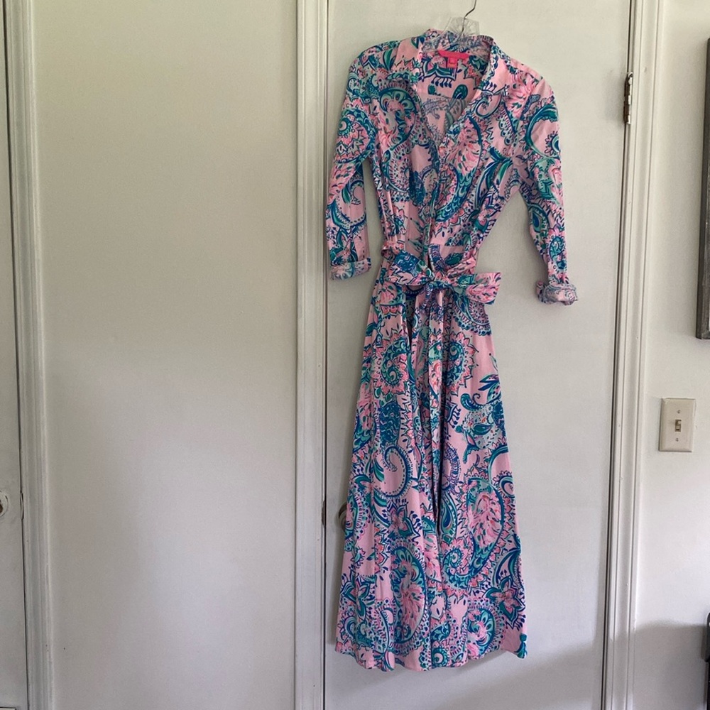 Lilly Pulitzer dress size 4 perfect condition like new worn twice!